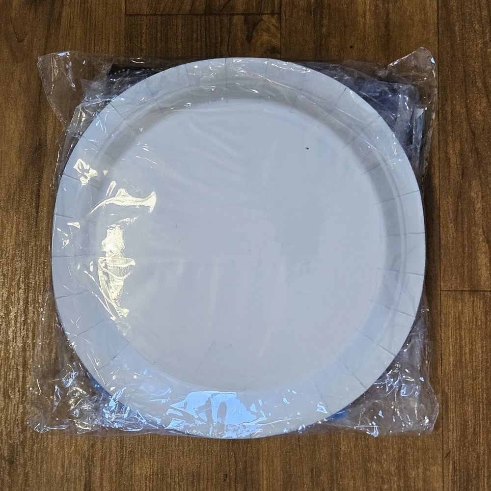 Titanic Themed Party Supplies Set - Blue and White - Picture 3 of 3